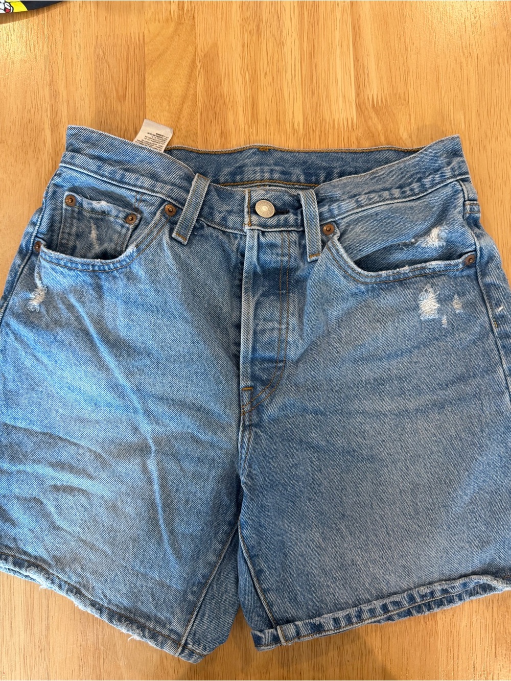 LEVIS High-Waisted long Light Blue Denim Shorts